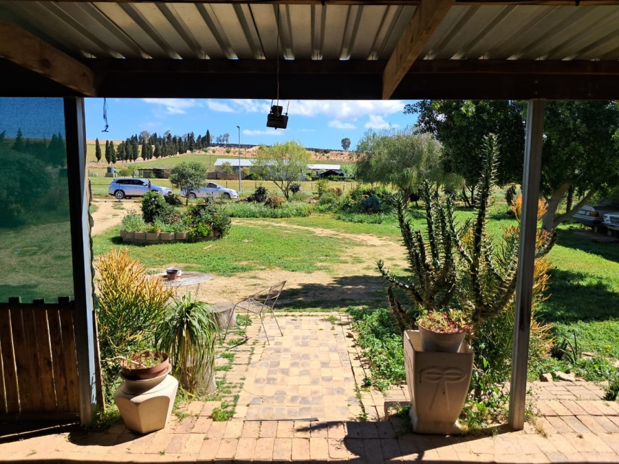 2 Bedroom Property for Sale in Hooikraal Western Cape